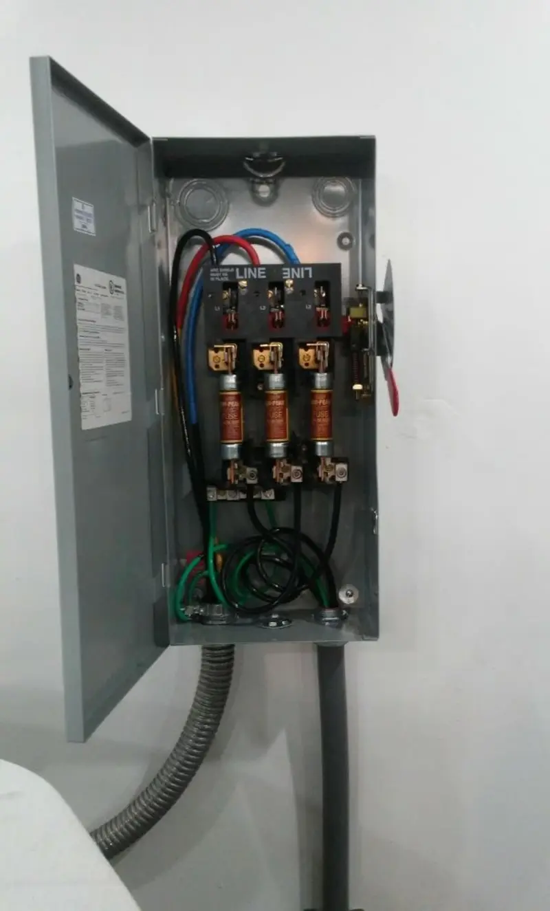 Three-phase disconnect switch installed for Electrical Wiring & Rewiring in Duluth